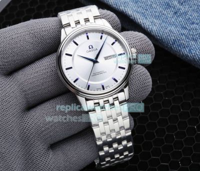 Copy Omega Men Silver Face Stainless Steel Strap Silver Bezel Watch 40mm